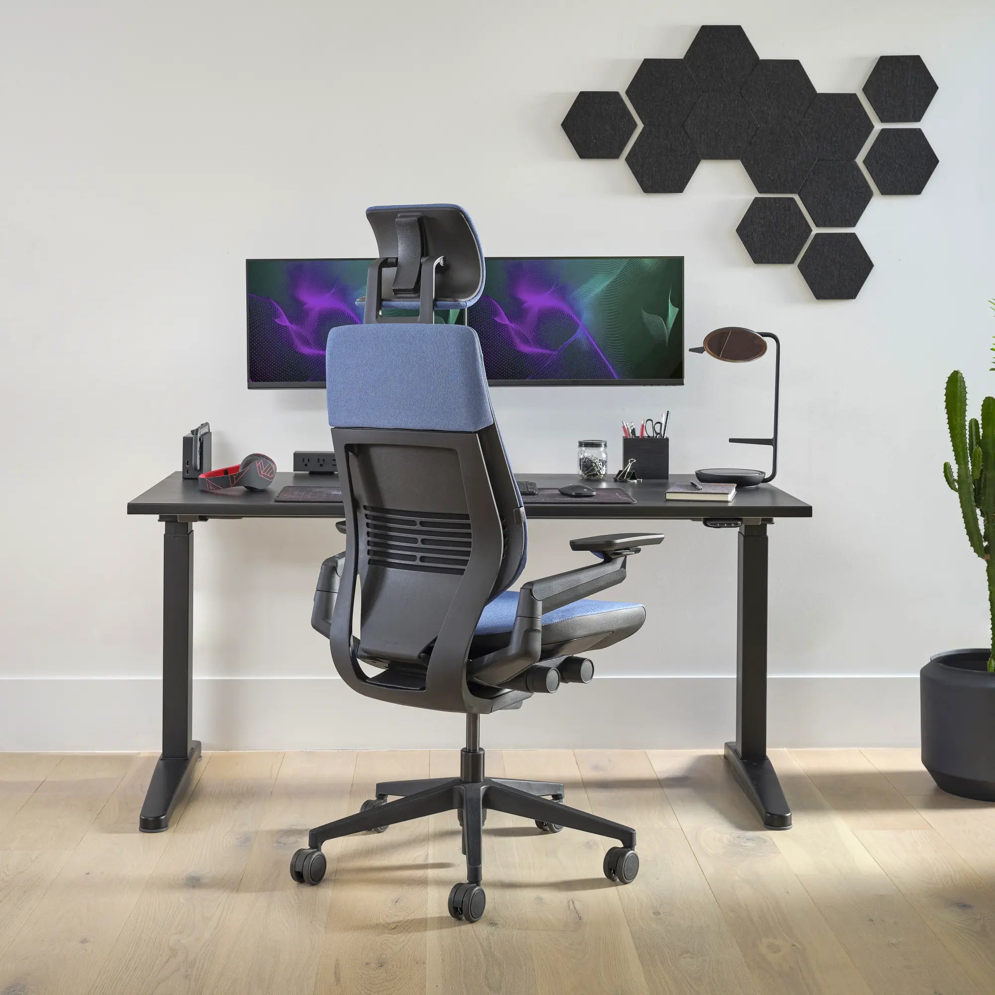 Cu tetieră / Era Cobalt CSE42