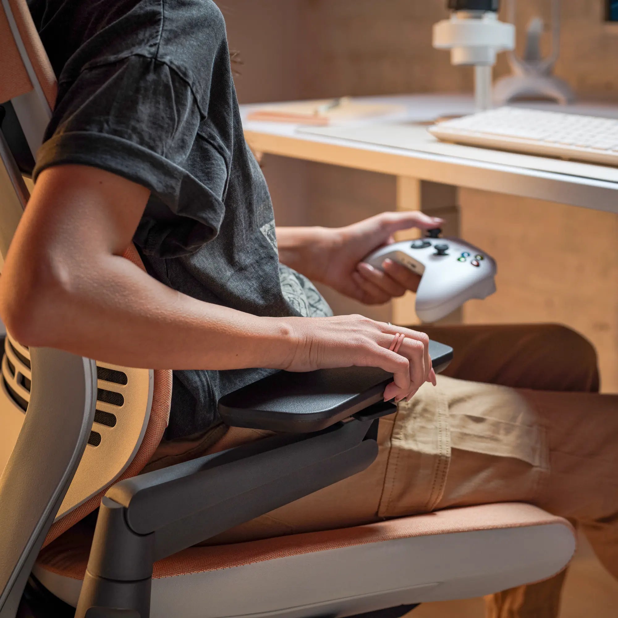 Cu tetieră / Era Persimmon CSE25